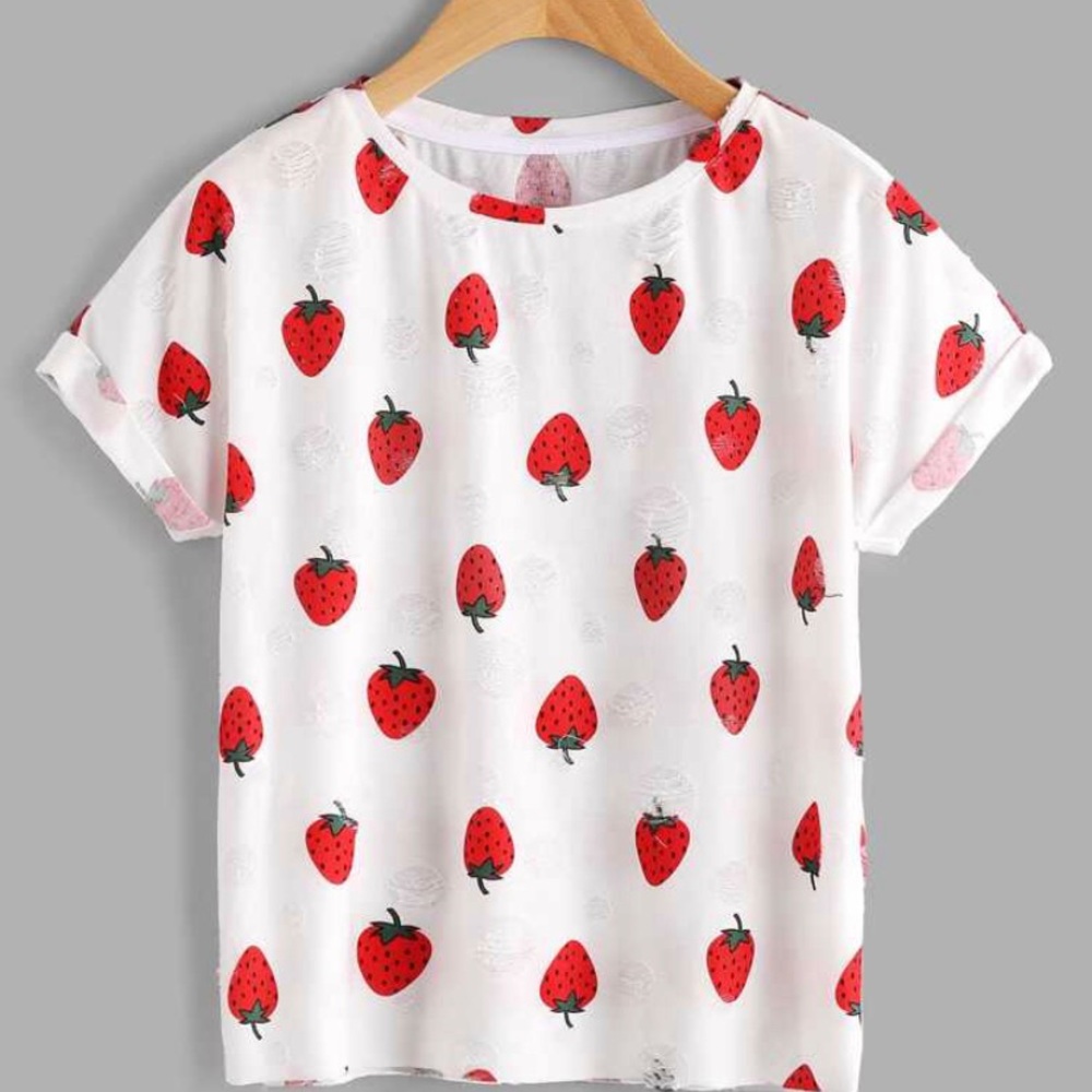 Strawberry tee